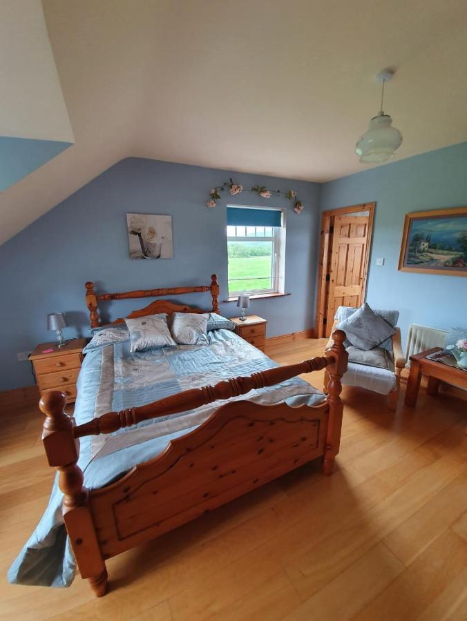 Wild Atlantic Stays Castlemaine Ngoại thất bức ảnh